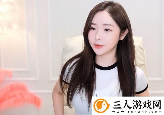 校花遭教官扒开腿狂躁事件