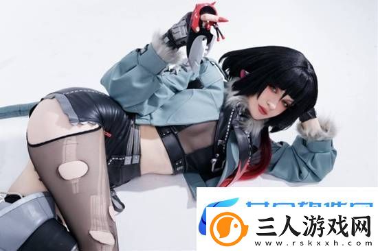 俄罗斯小姐姐COS绝区零简·杜