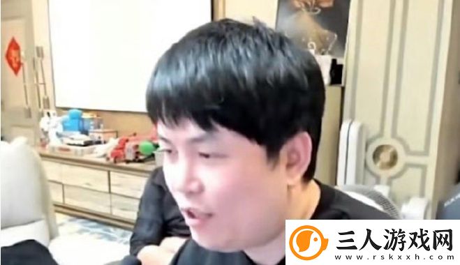 枫哥直播劝网友别炒股