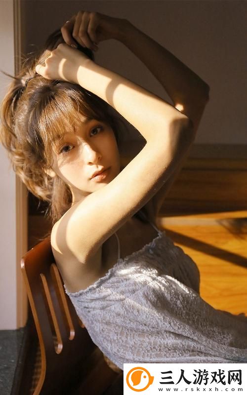 19岁女RAPPER潮水仙踪林