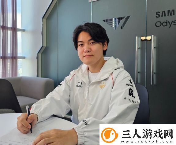 为姑妈招魂！T1超话怒斥首局落败