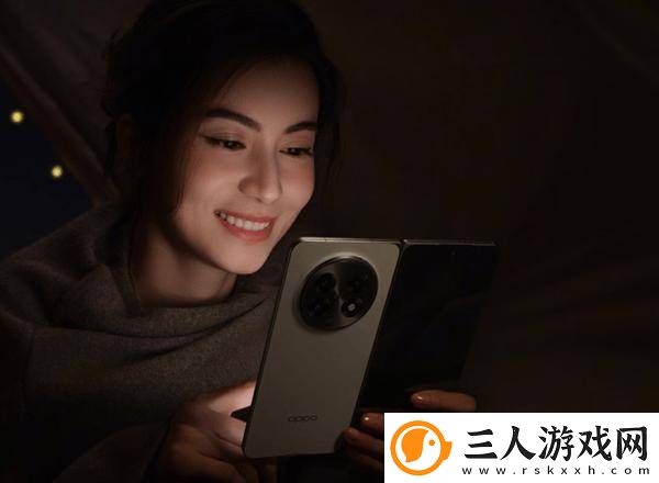 全球最薄的大折叠屏手机！OPPO